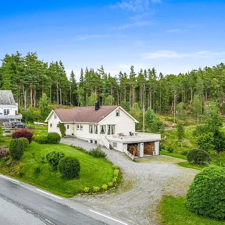 I Landlige Omgivelser Adnavik